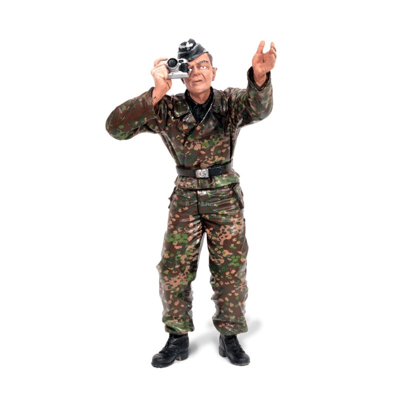 1/16 Figure Tank Loader Standing