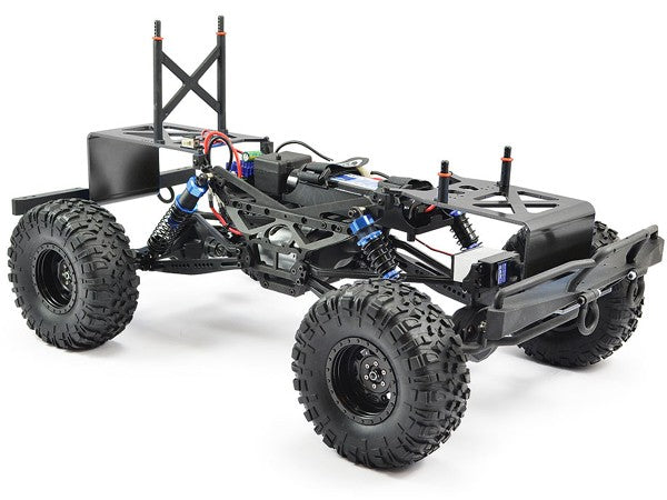 Stor flot fjernstyret offroader
