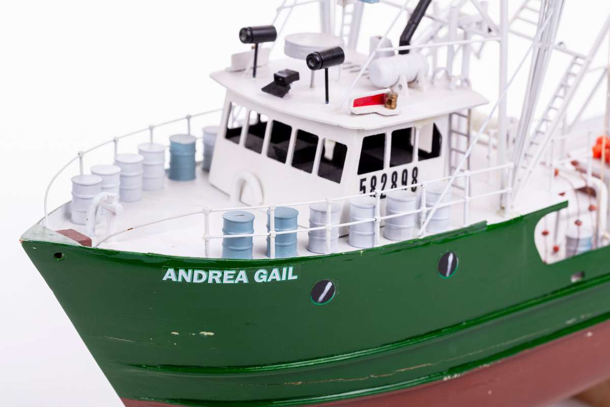 1:60 Andrea Gail -Wooden hull Photo manual