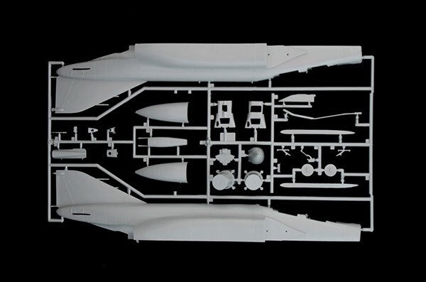 1:48 F-4E PHANTOM II