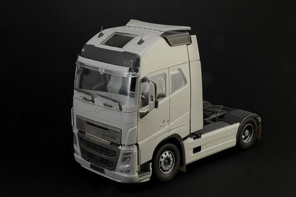 1:24 Volvo FH4 Globetrotter XL