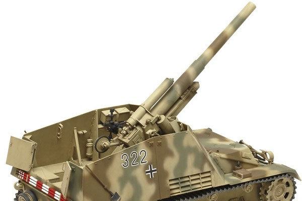 1:35 German Heavy Self-Propelled Howitzer Hummel
