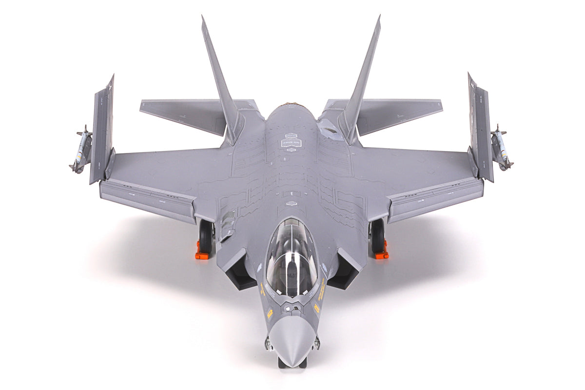 1/72 Lockheed Martin® F-35®C Lightning II®