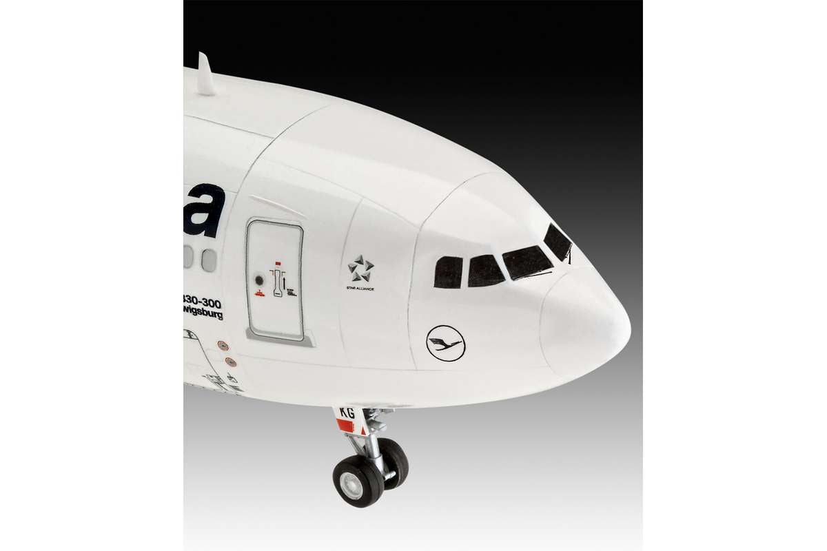 Airbus A330-300 - Lufthansa \'New Livery\' 1:144