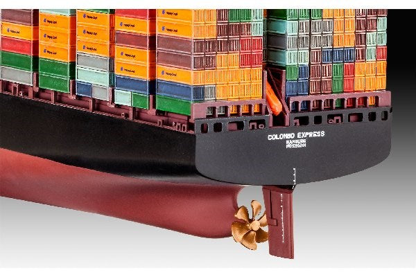 Container Ship COLOMBO EXPRESS