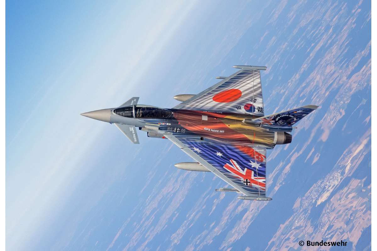 Gift set Eurofighter-Pacific platinum edition 1:72