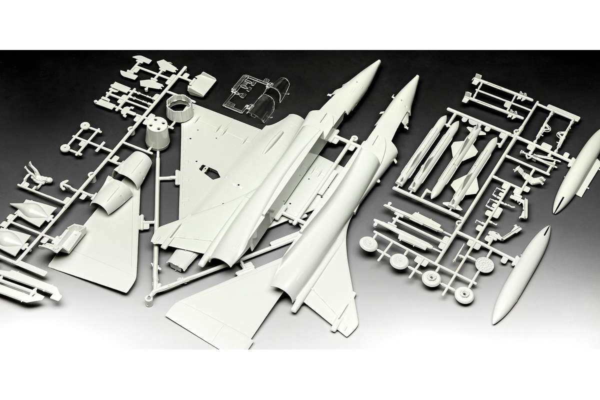Model Set Dassault Mirage 2000C 1:48