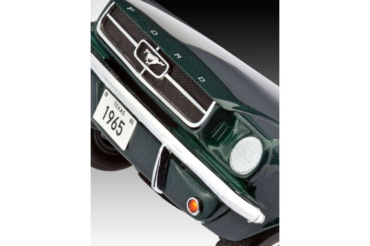 Model Set 1965 Ford Mustang 2+2 Fastback 1:24