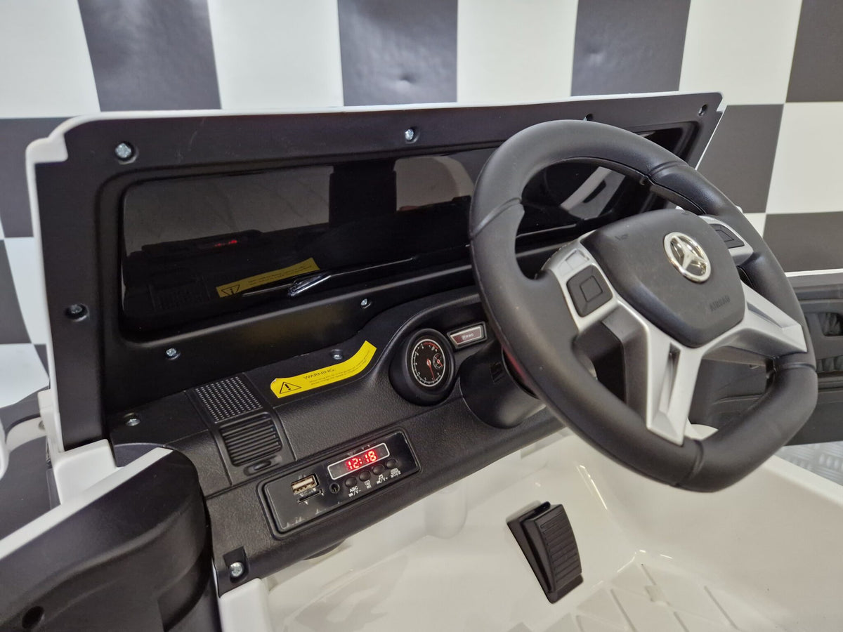 Barnbil Mercedes G63 6x6 AMG för 1 person i vitt