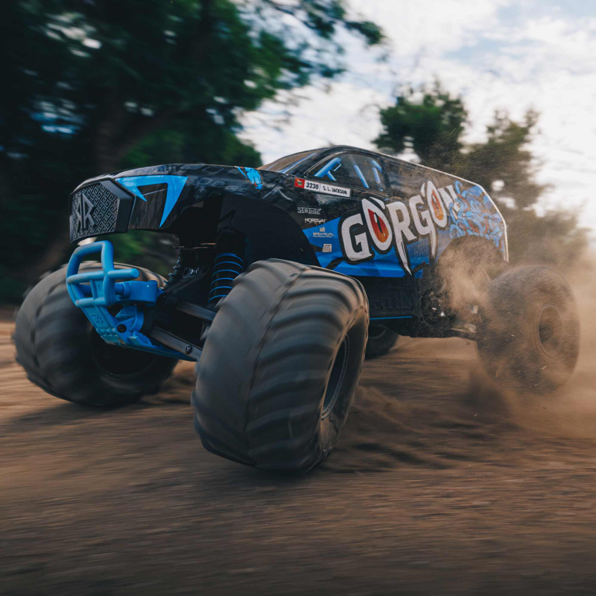 1/10 SCX10 III Coyote 4X4 RTR Brushed Rock Crawler, Blue