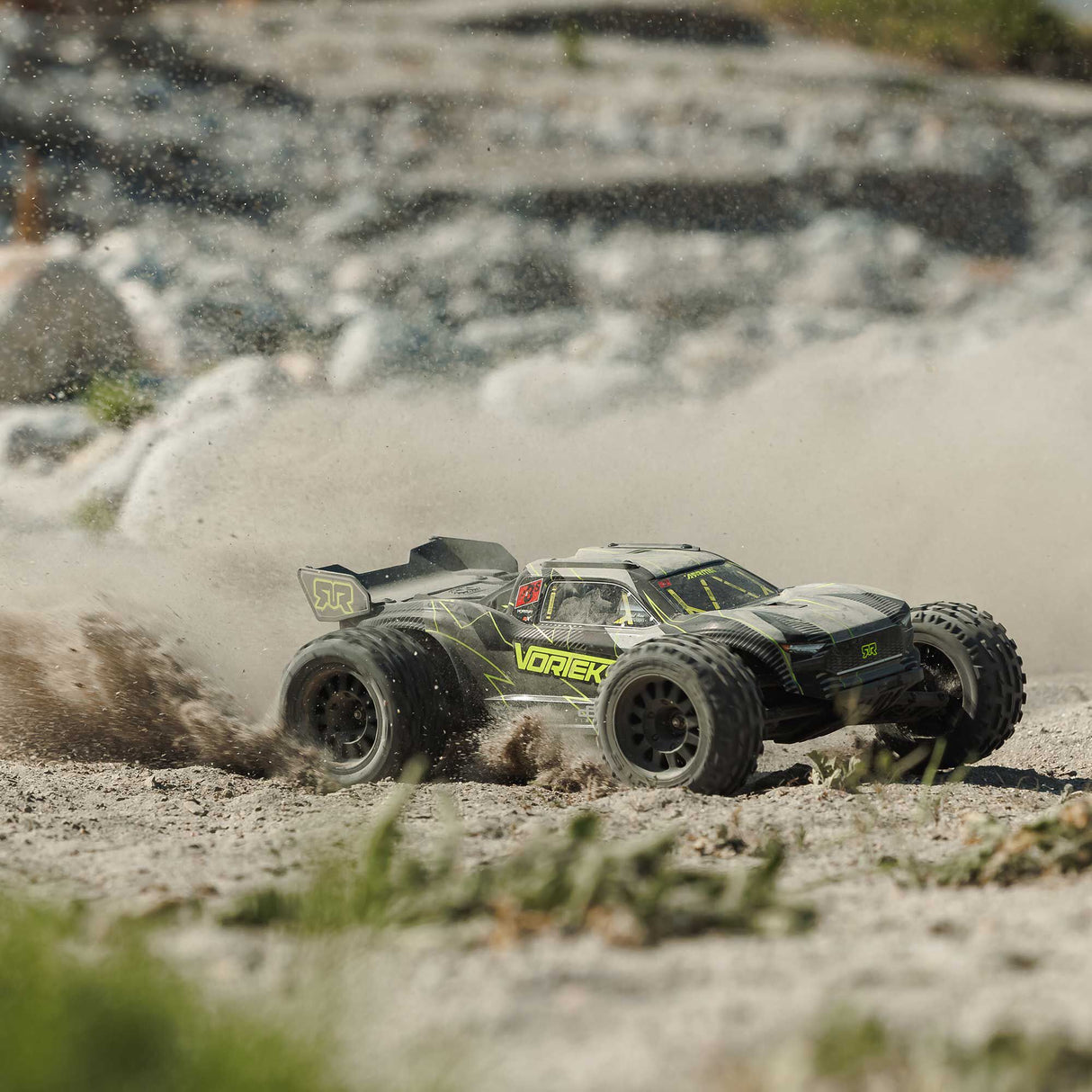 1/10 SCX10 III Coyote 4X4 RTR Brushed Rock Crawler, Blue