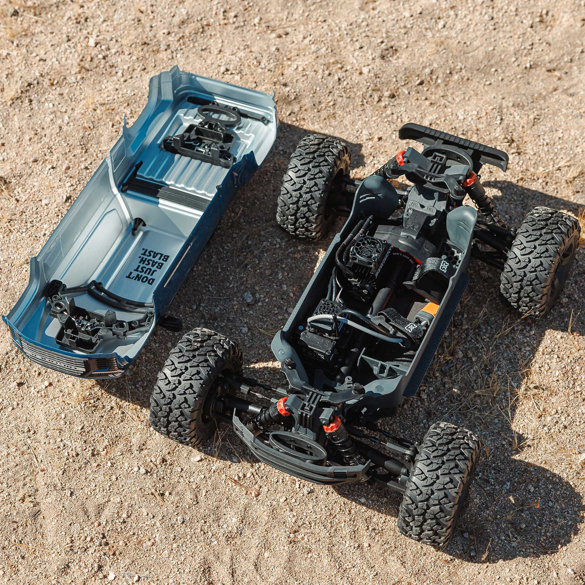 1/10 BIG ROCK 4X4 223S BLX BRUSHLESS STREET TRUCK RTR WITH DSC