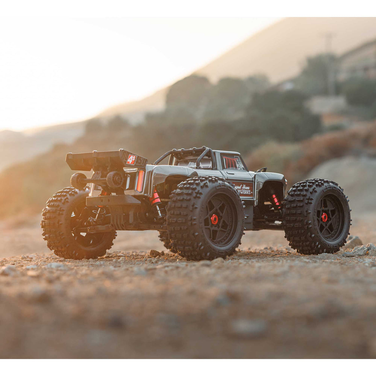 1/10 SCX10 III Coyote 4X4 RTR Brushed Rock Crawler, Blue