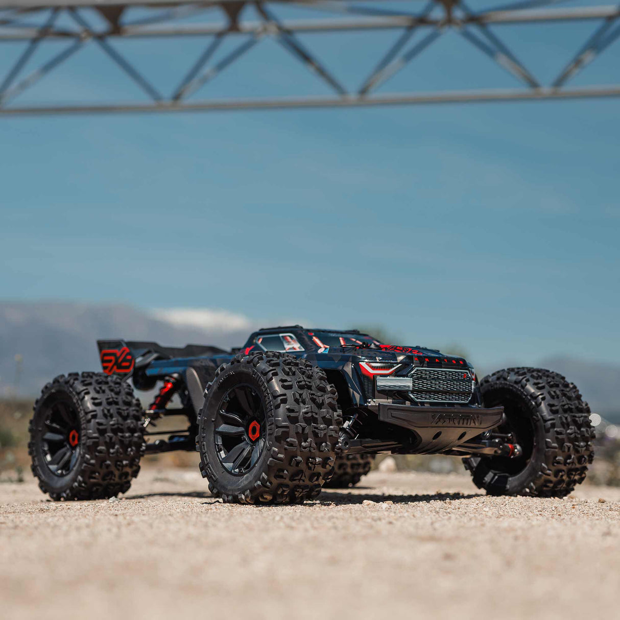 1/10 SCX10 III Coyote 4X4 RTR Brushed Rock Crawler, Blue