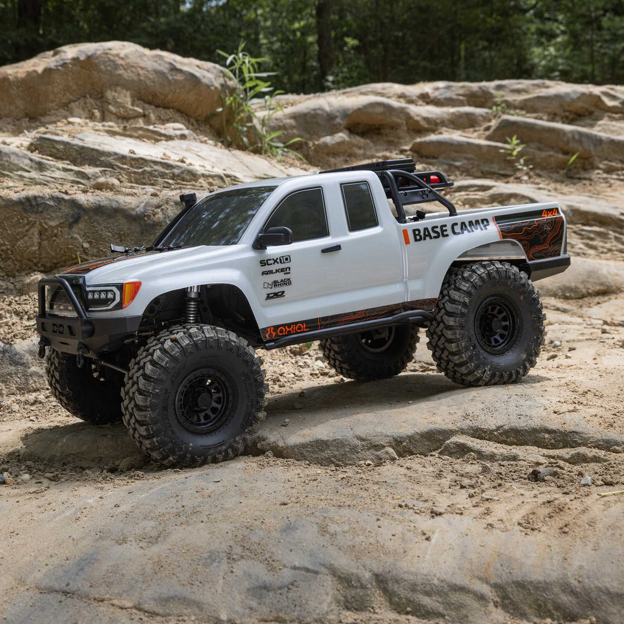 1/10 SCX10 III Coyote 4X4 RTR Brushed Rock Crawler, Blue