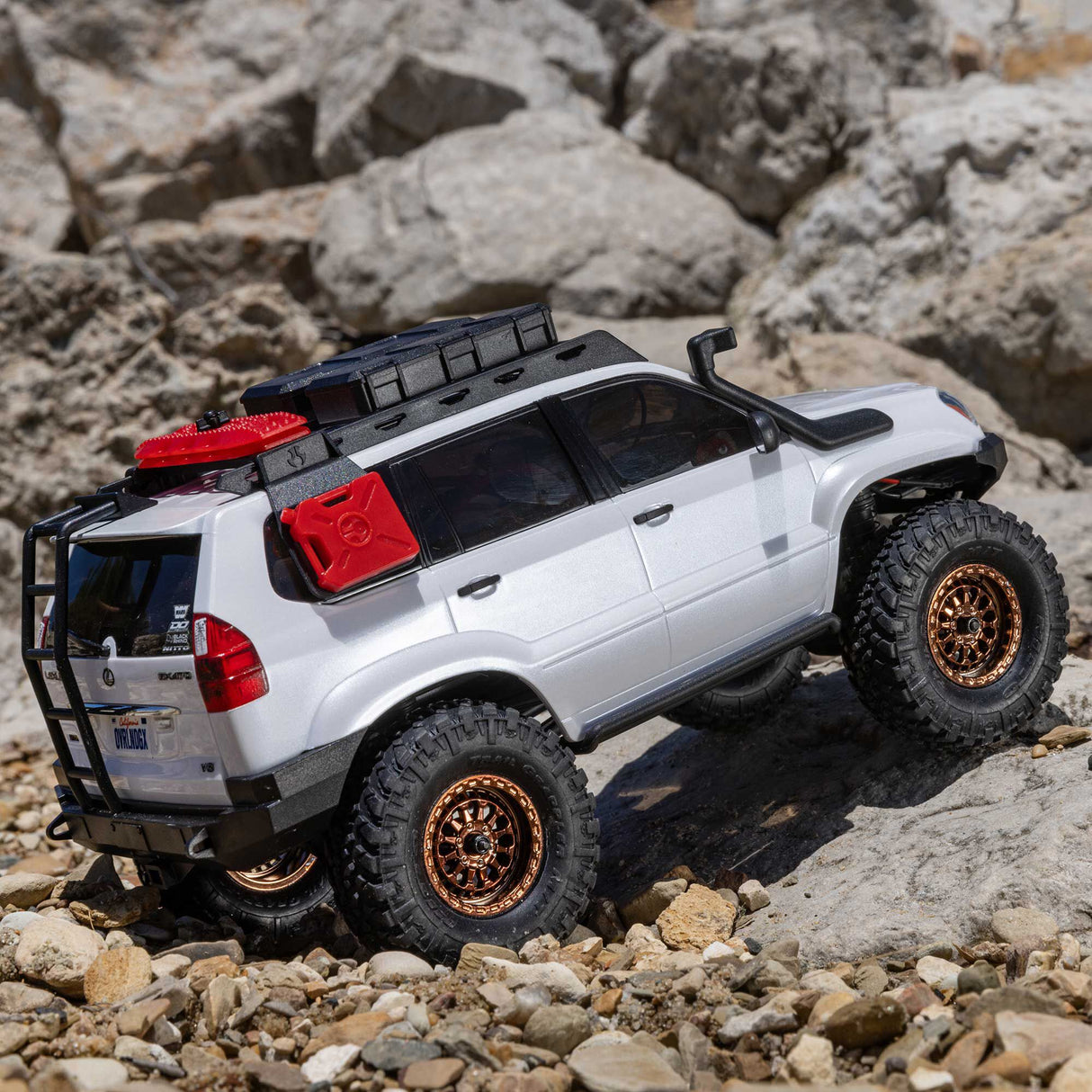 1/10 SCX10 III Coyote 4X4 RTR Brushed Rock Crawler, Blue