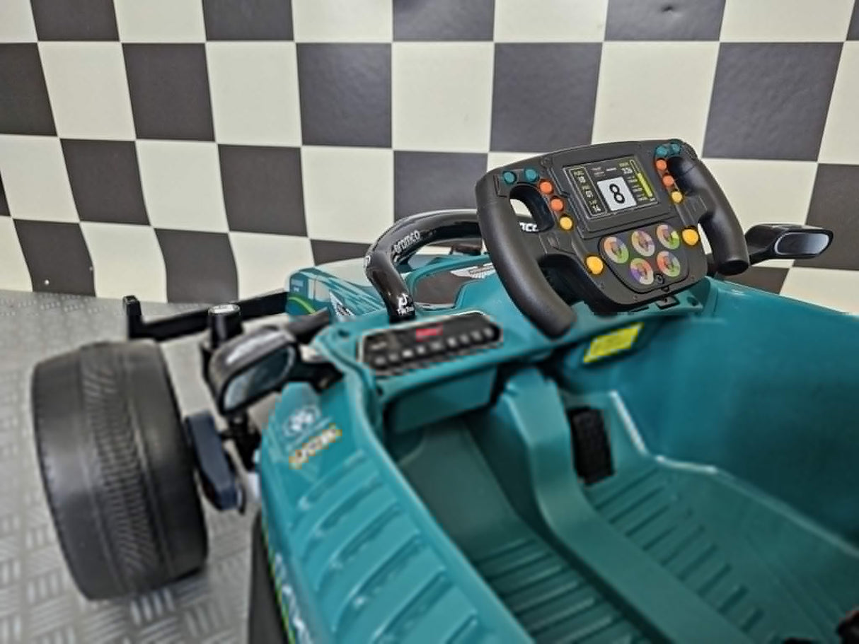 Aston Martin Formel 1 24V elbil för barn – 1 person