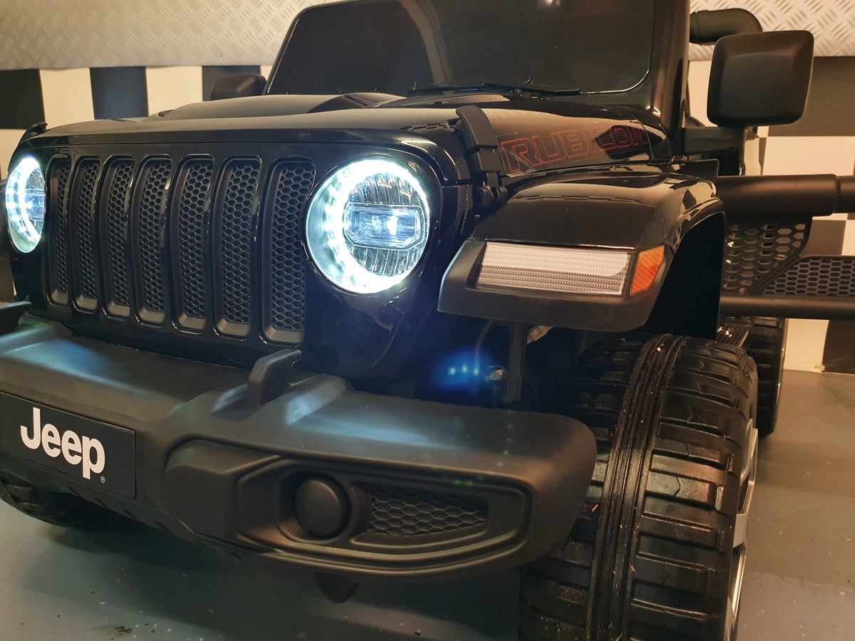 Jeep Wrangler 4x4 12V elbil för barn med fjärrkontroll – svart