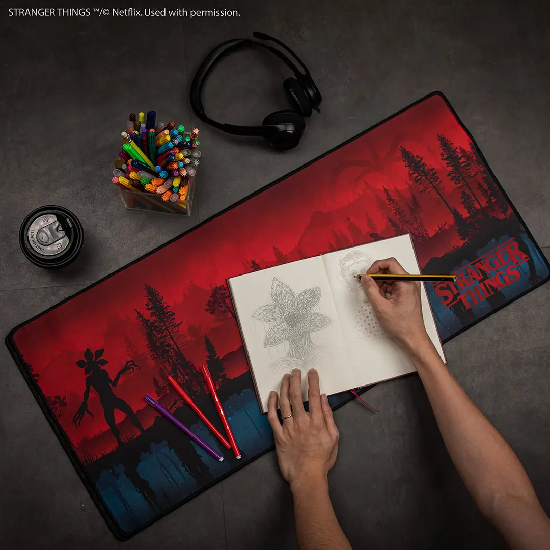 Upside Down Desk Mat - Stranger Things