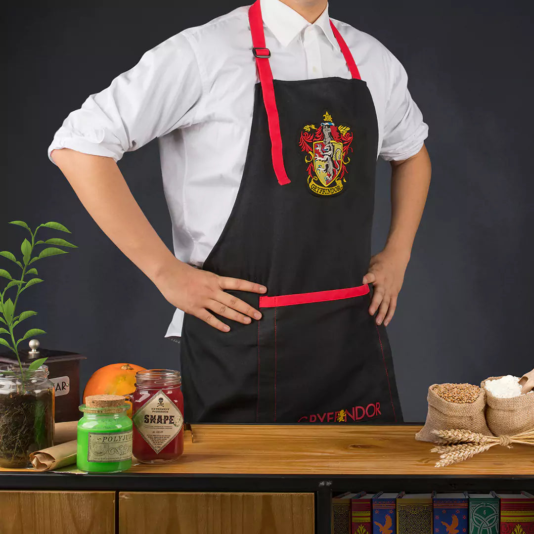 Gryffindor Apron - Harry Potter