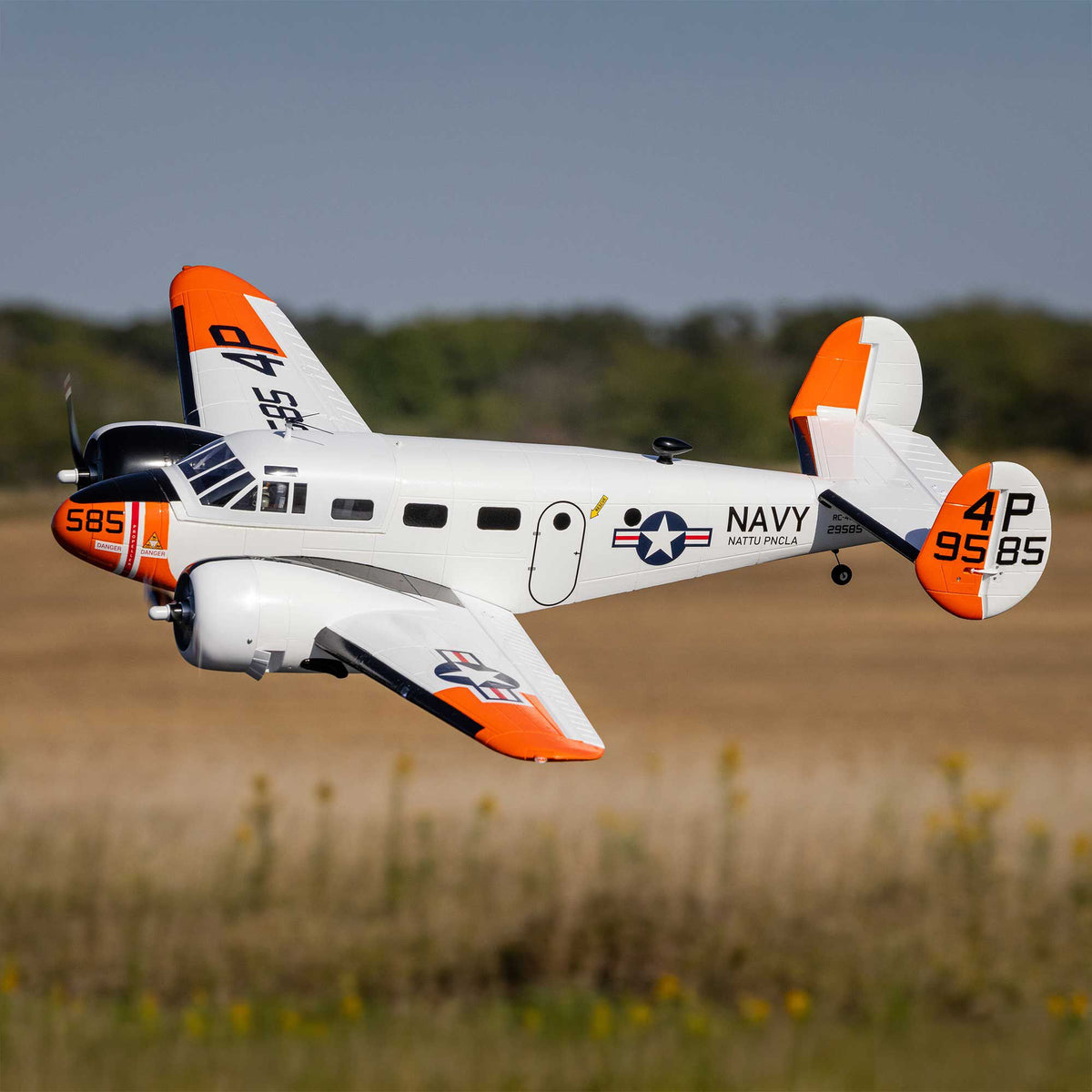 Beechcraft D18/RC-45J 1.5m PNP