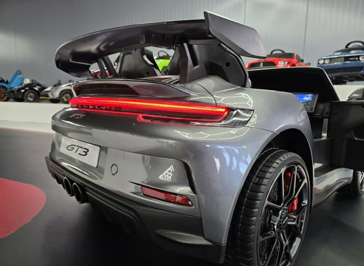 Porsche 911 GT3 24V elbil för barn – 2 personer, metallic grå