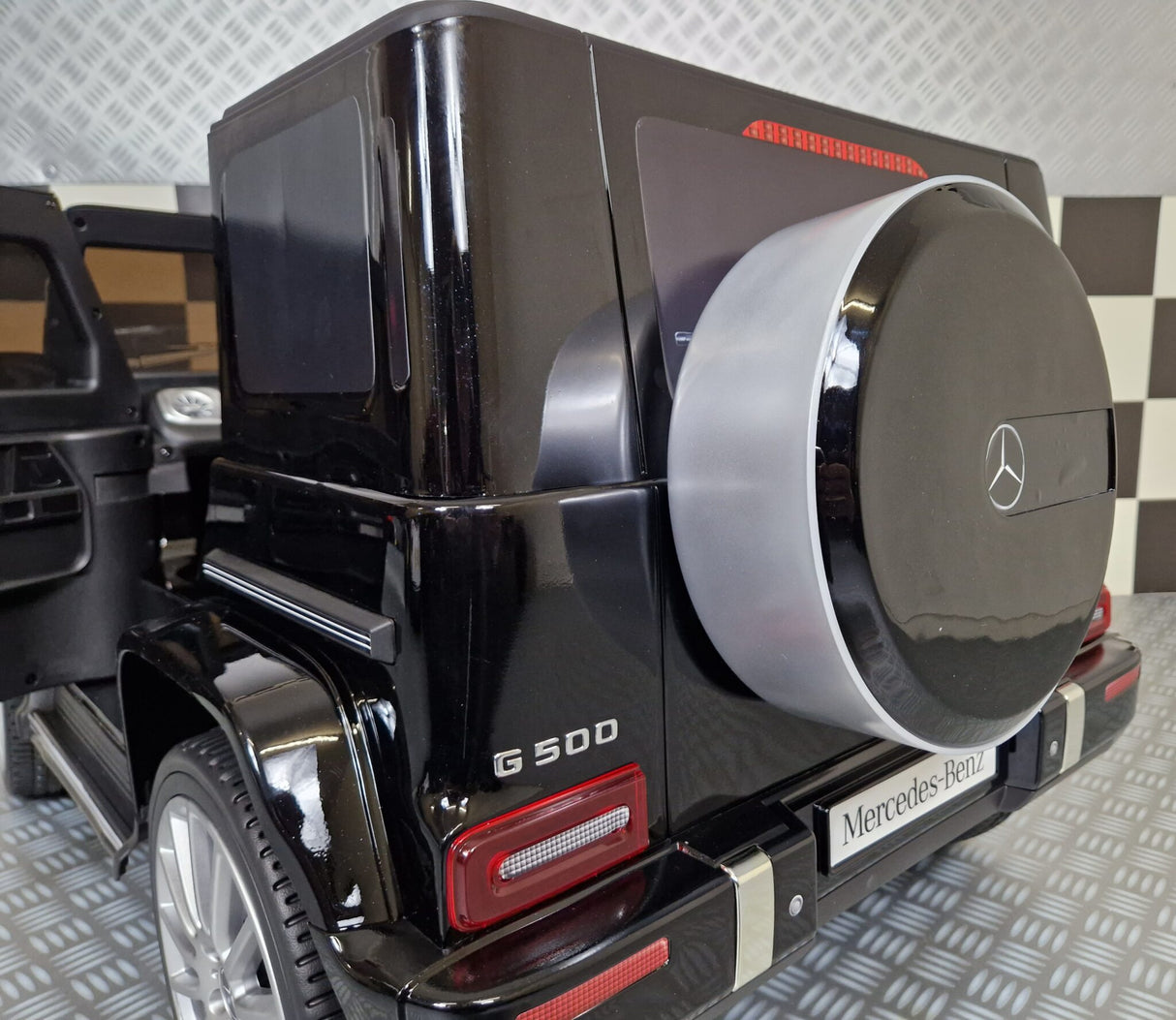 Elektrisk børnebil Mercedes G500 metallic sort