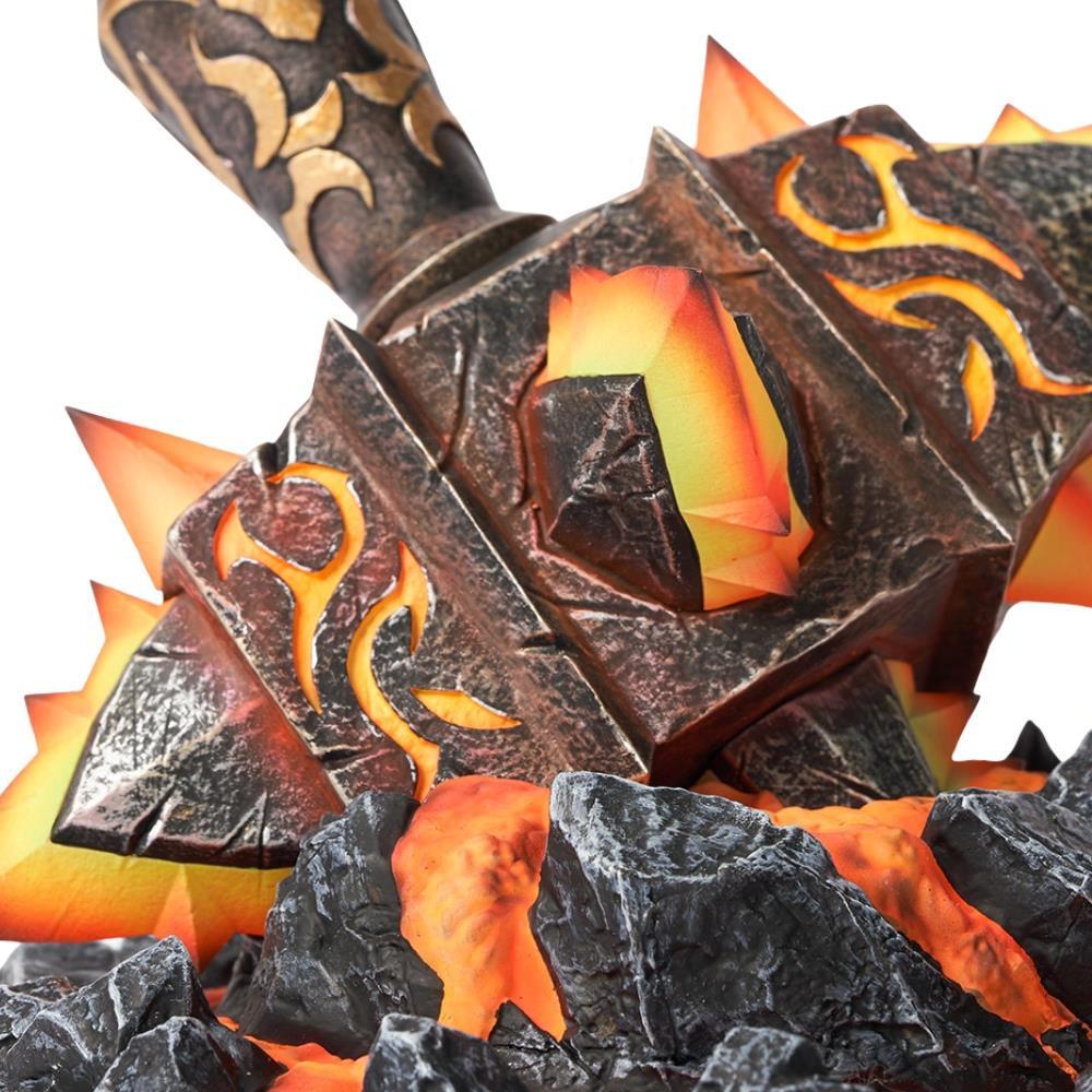 World of Warcraft®Sulfuras, Hand of Ragnaros Collector's Edition Replica