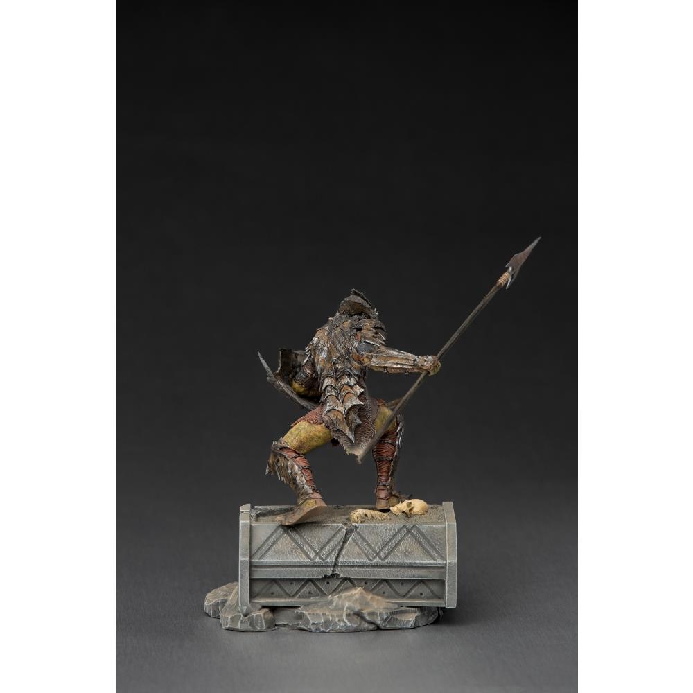 Iron Studios The Lord of the Rings - Armored Orc Statue Art Scale 1/10