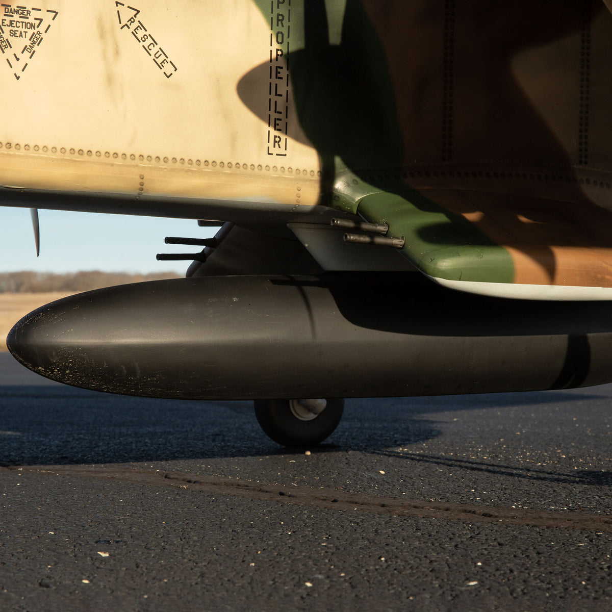 OV-10 Bronco 30cc ARF w/ Landing Gear Set