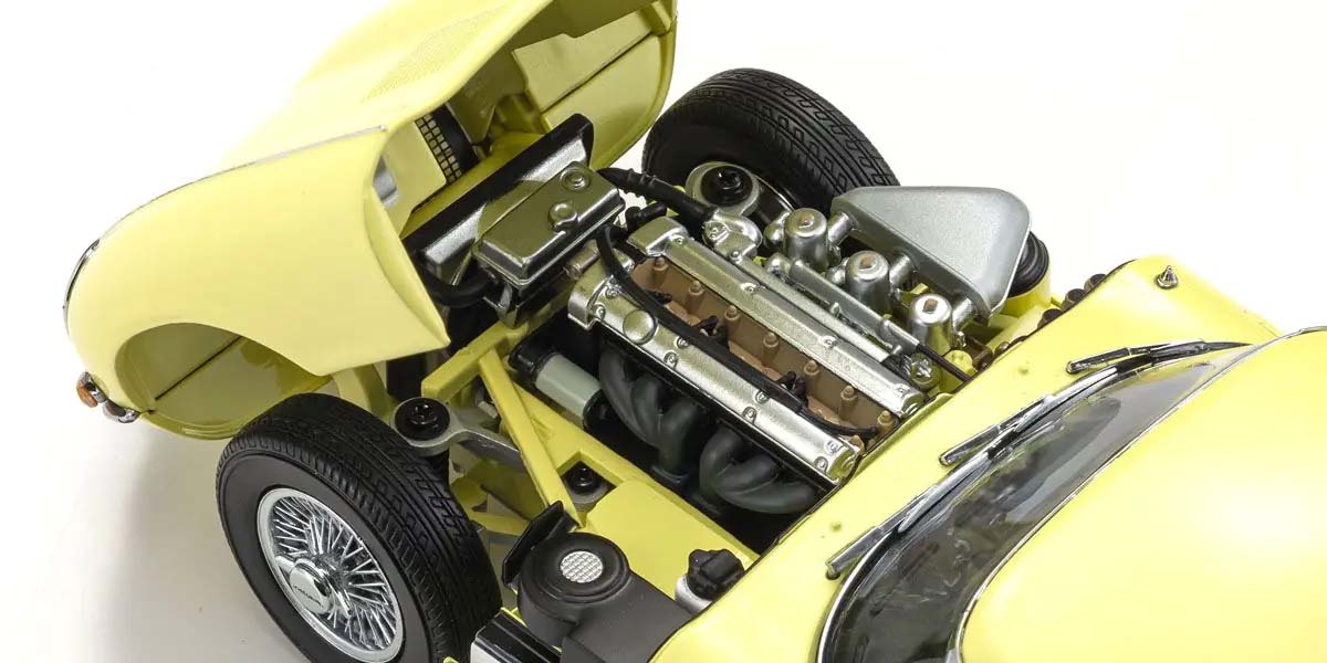 KYOSHO DIE CAST KS08954LY - Kyosho 1:18 Jaguar E-Type 3.8L Coupe MK1 1961 Pale Primose