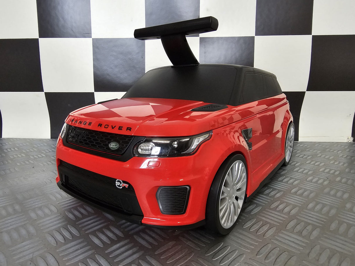 Range Rover resväska och gåbil i ett