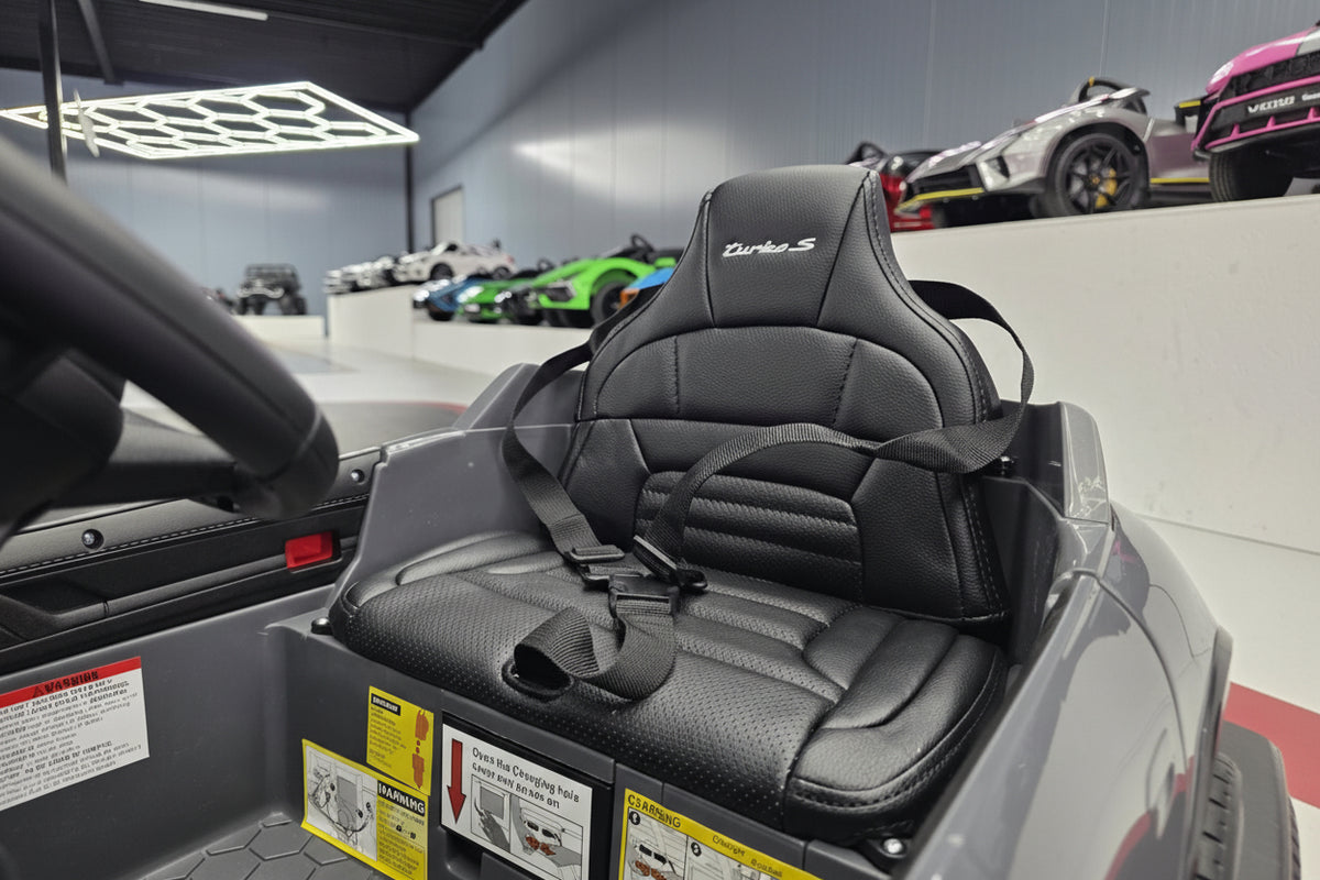Porsche Taycan 12V elbil för barn – 1 person, grå