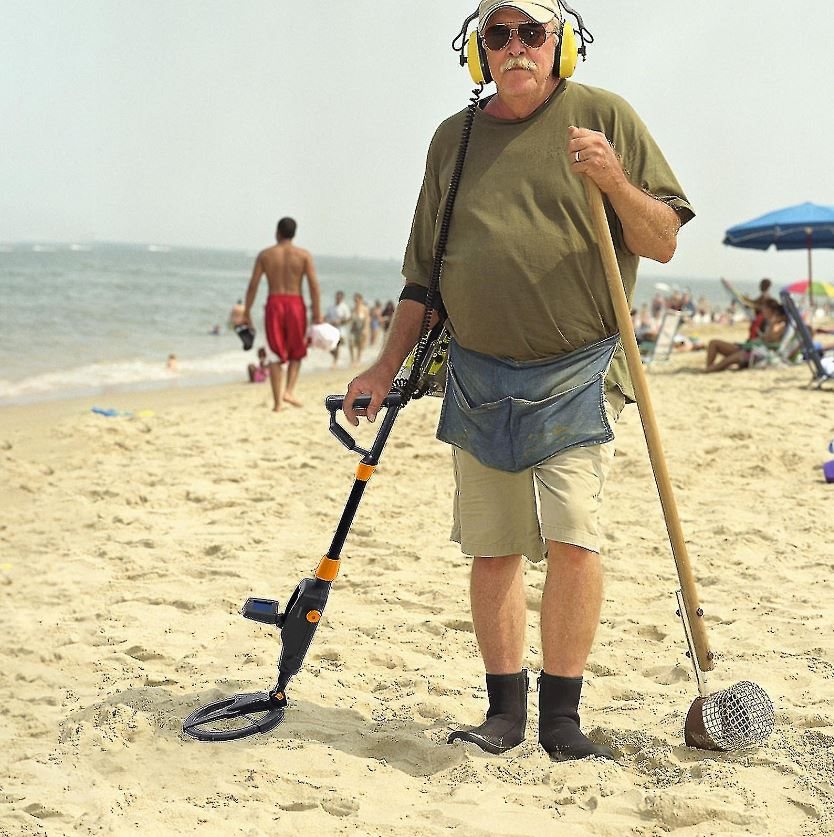 Metal detector MD1008A