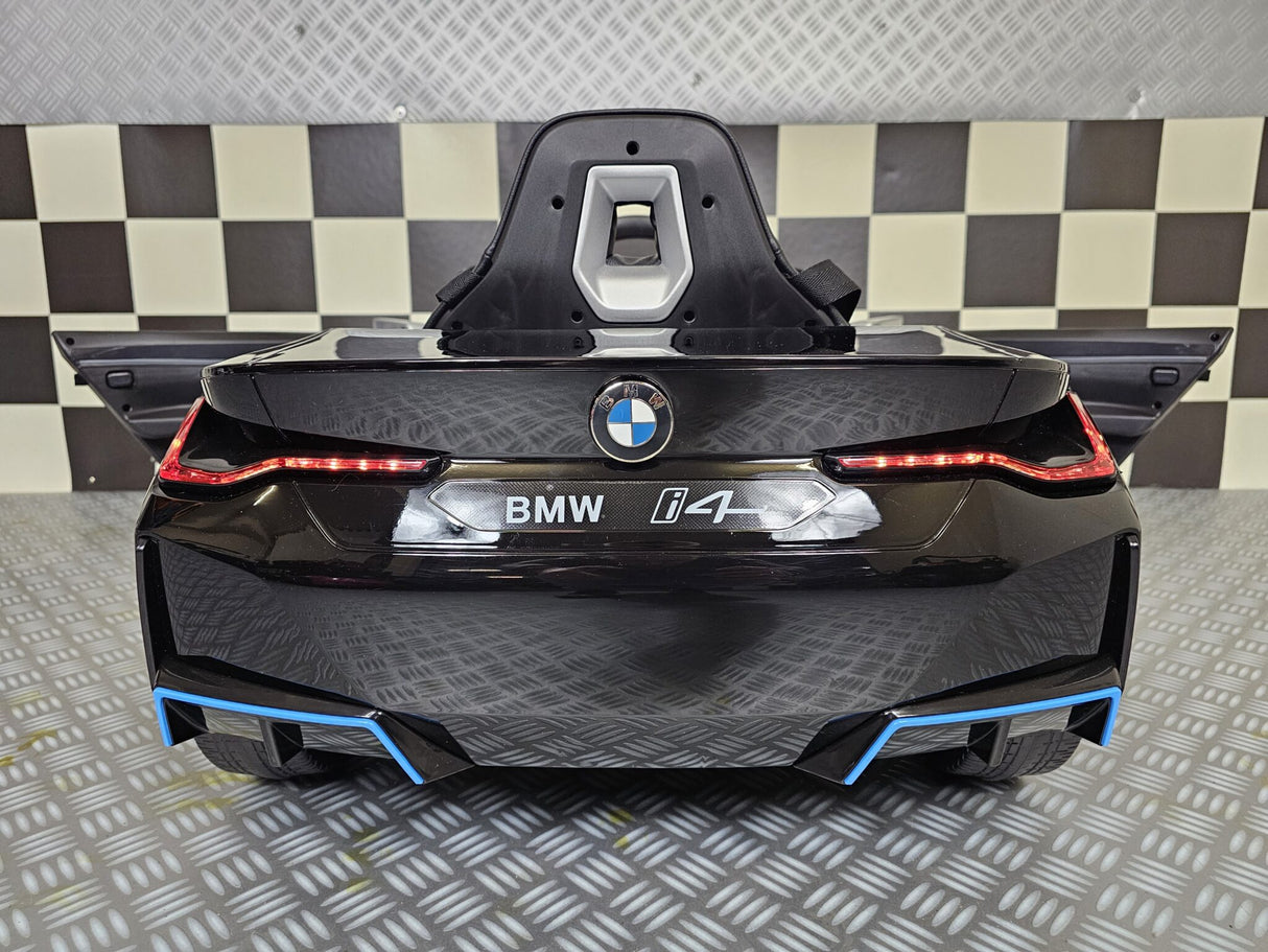 BMW i4 12V elbil för barn – 1 person, svart