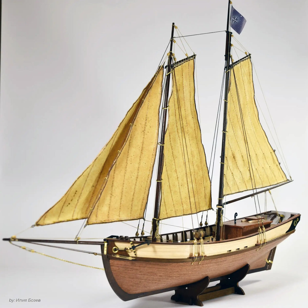 OcCre Polaris 1/50 Ship 580mm w/ Starter Set