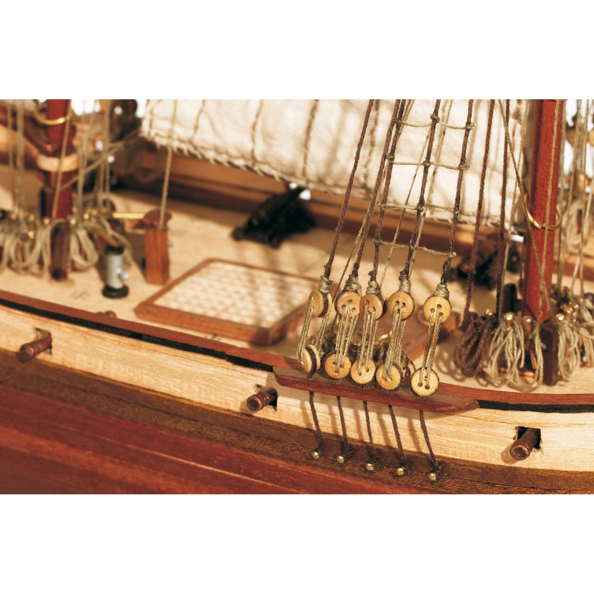 OcCre Albatros 1/100 Schooner 570mm w/ Color Set