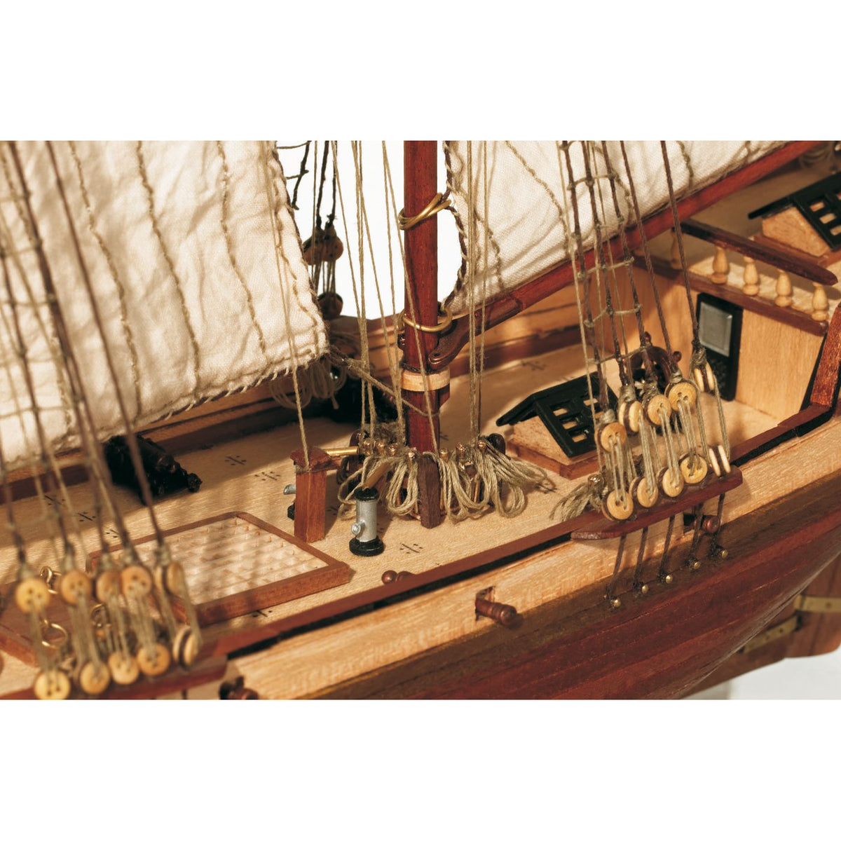 OcCre Albatros 1/100 Schooner 570mm w/ Color Set