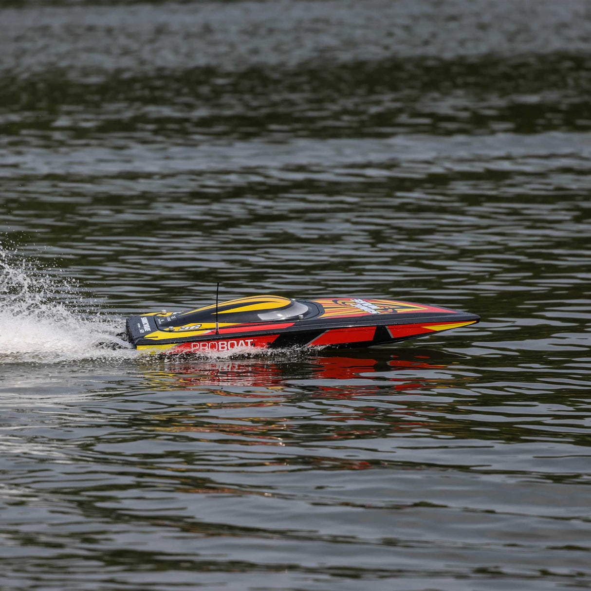 Sonicwake V2 36 Self-Righting, BL, : RTR
