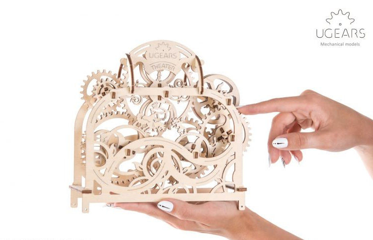 Ugears Teater scene