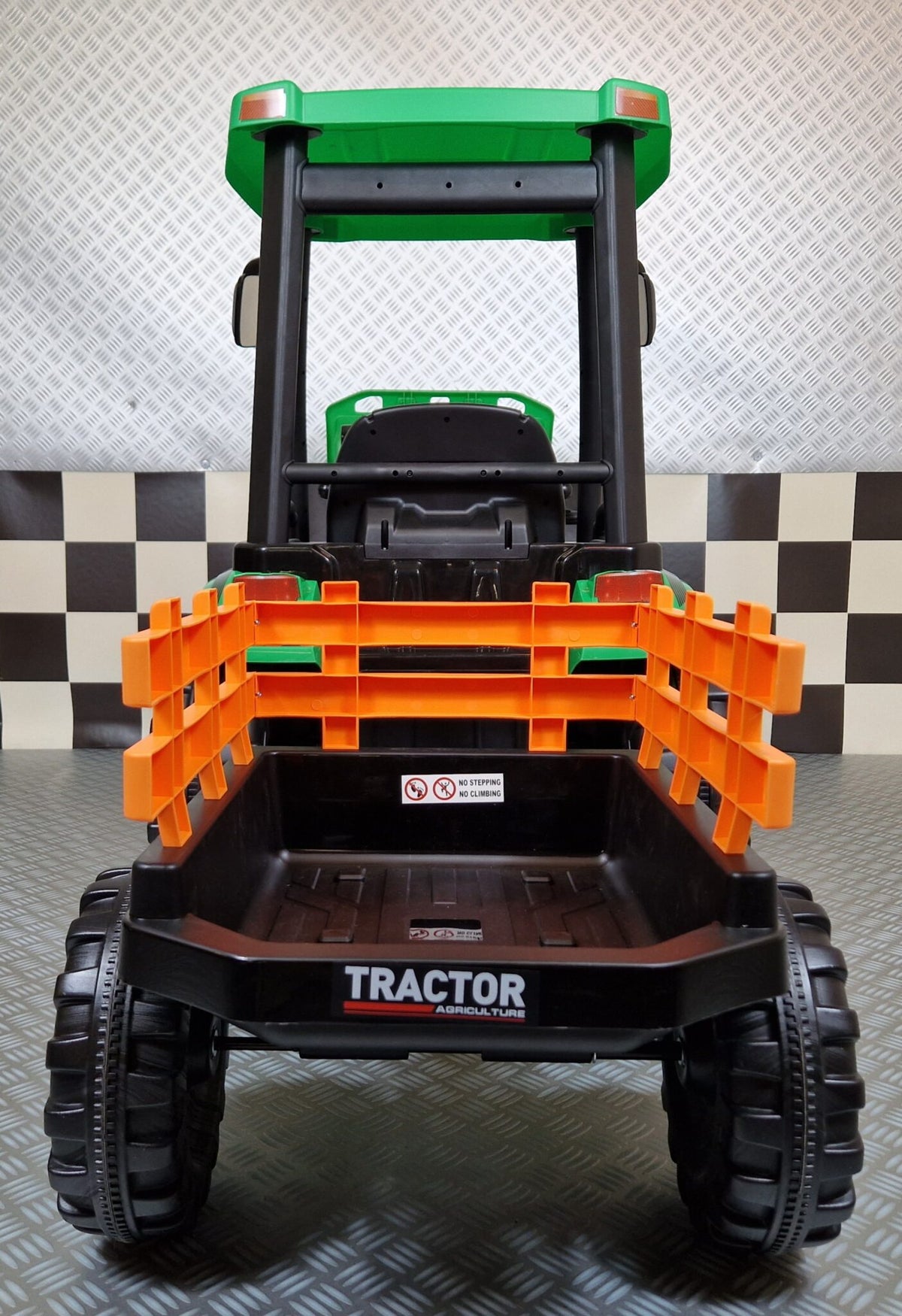 Barntraktor 24V med släp