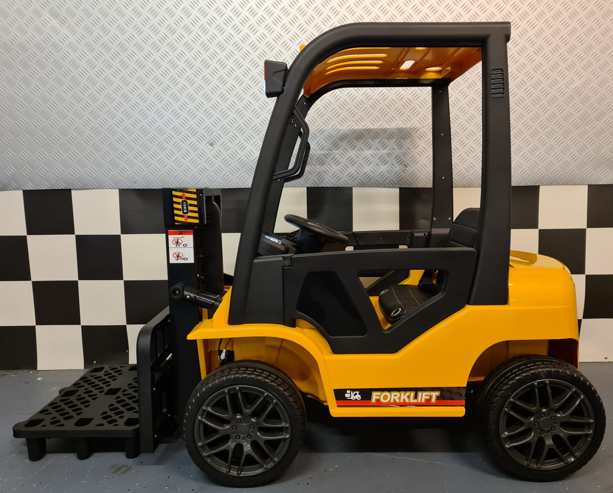 Barngaffeltruck 12V med fjärrkontroll – gul