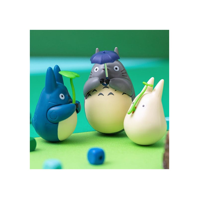 My Neighbor Totoro Round Bottomed Figurine Small Totoro with leaf 5 cm