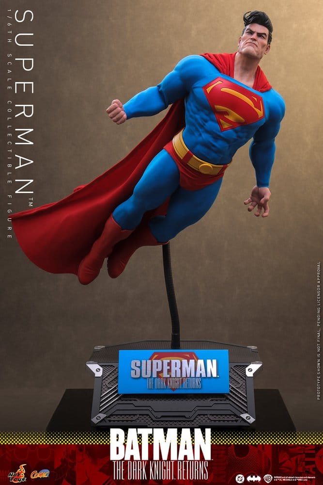 Batman: The Dark Knight Returns Comic Masterpiece Action Figure 1/6 Superman 34 cm