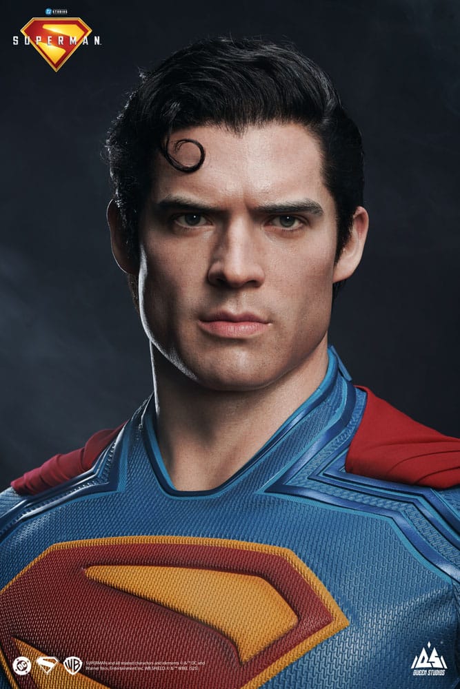Superman 2025 Life-Size Statue Superman 208 cm
