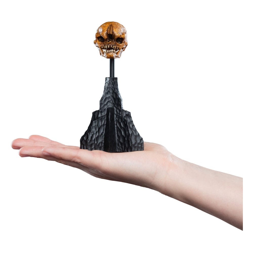 Lord of the Rings Mini Statue Skull of a Misty Mountain Goblin 14 cm