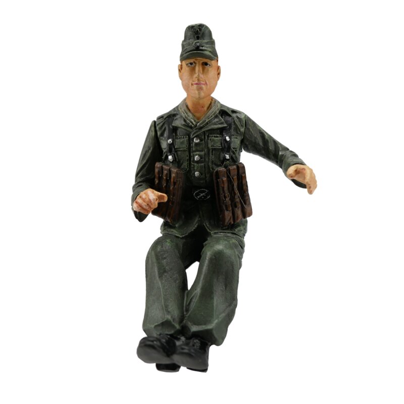 1/16 Figure Schwimmwagen Driver