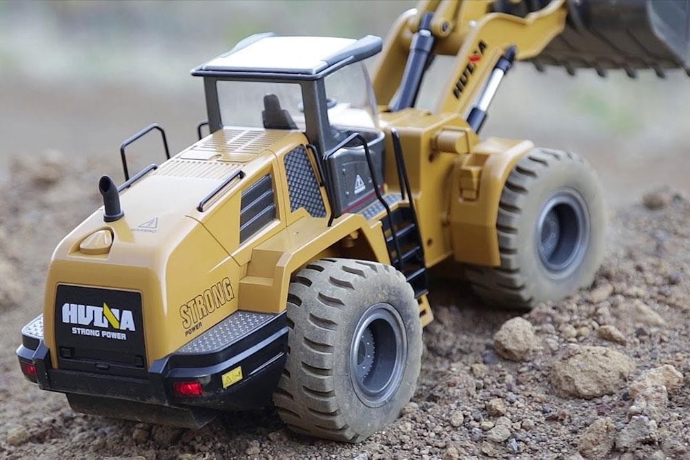 Fjernstyret læssemaskine / excavator