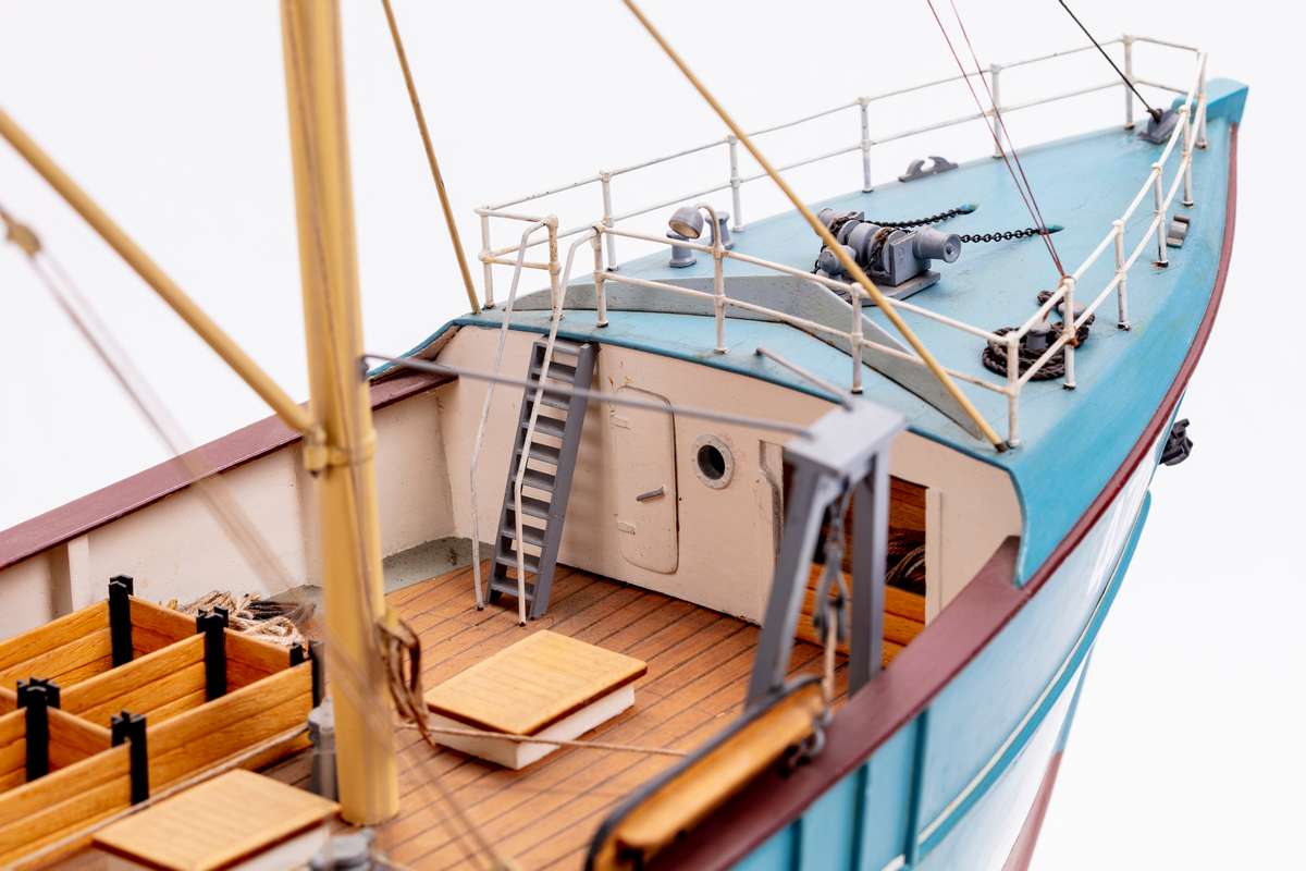 1:50 Nordkap - wooden hull - Photo manual