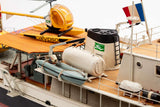 1:45 Calypso plastic hull (red hat edition) Photo